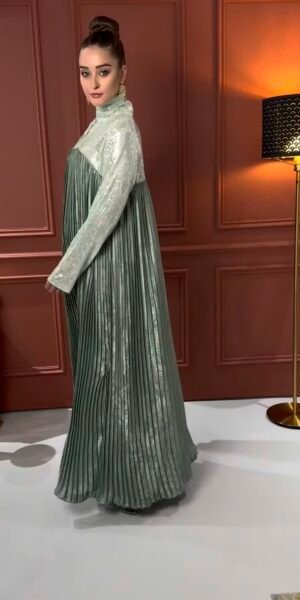 Alternative view of No 3